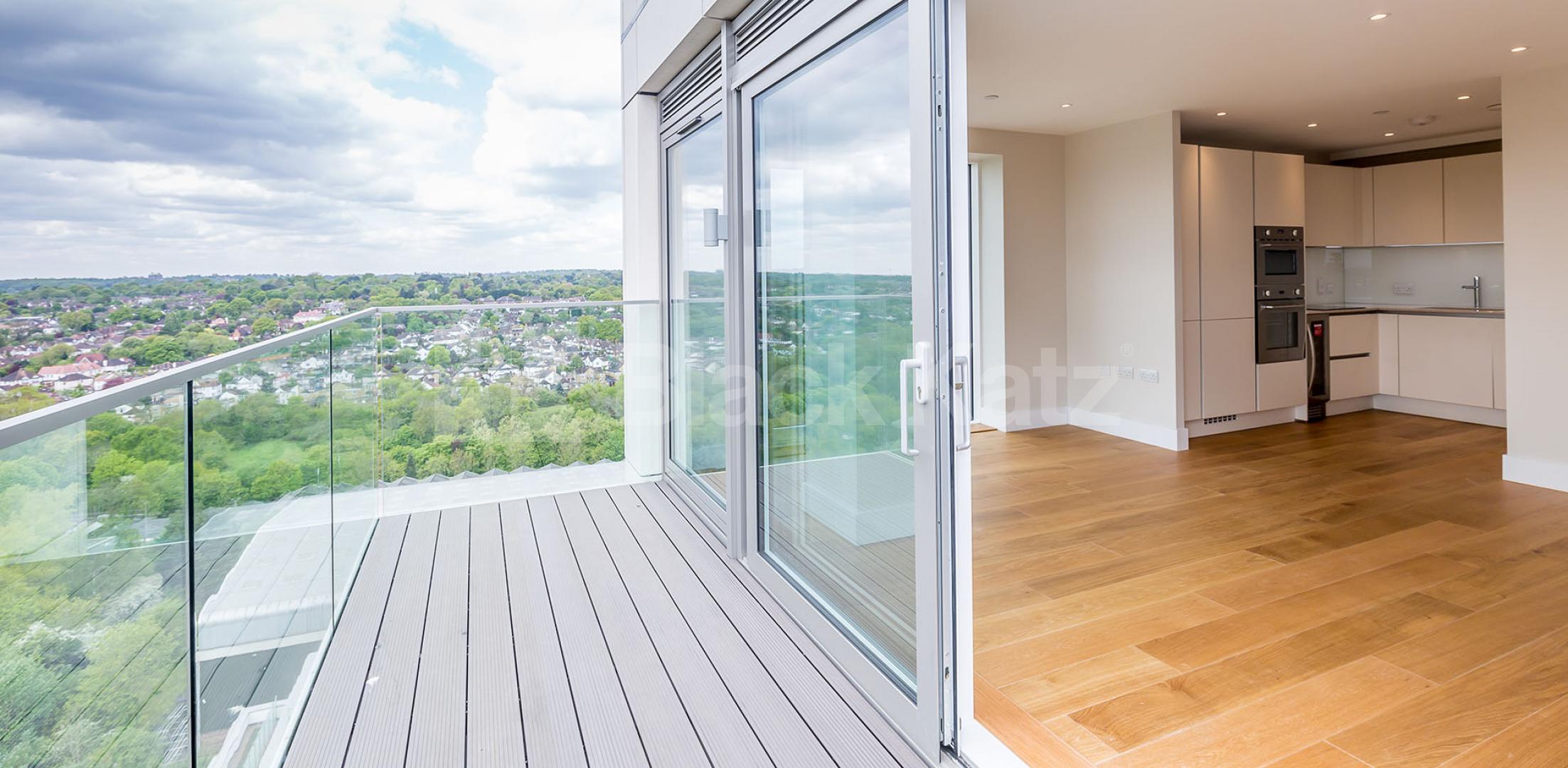 			New Instruction!, 2 Bedroom, 1 bath, 1 reception Apartment			 Northway House, Whetstone