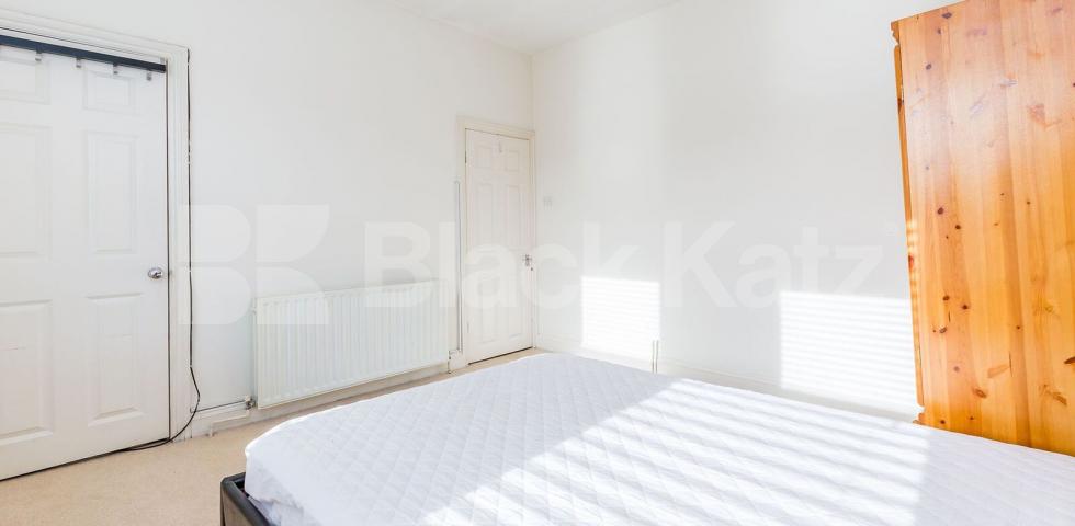 			Lovely 3 Bedroom flat, 3 Bedroom, 1 bath, 1 reception Flat			 South View Road, Crouch End-Alexandra Palace