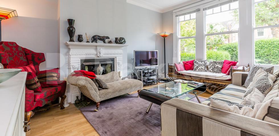 			Fantasic house in Crouch End, 4 Bedroom, 1 bath, 1 reception House			 Park Avenue South, Crouch End