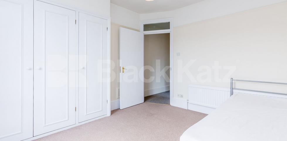 			New Instruction!, 2 Bedroom, 1 bath, 1 reception Terraced House			 Cranley Gardens, MUSWELL HILL N10