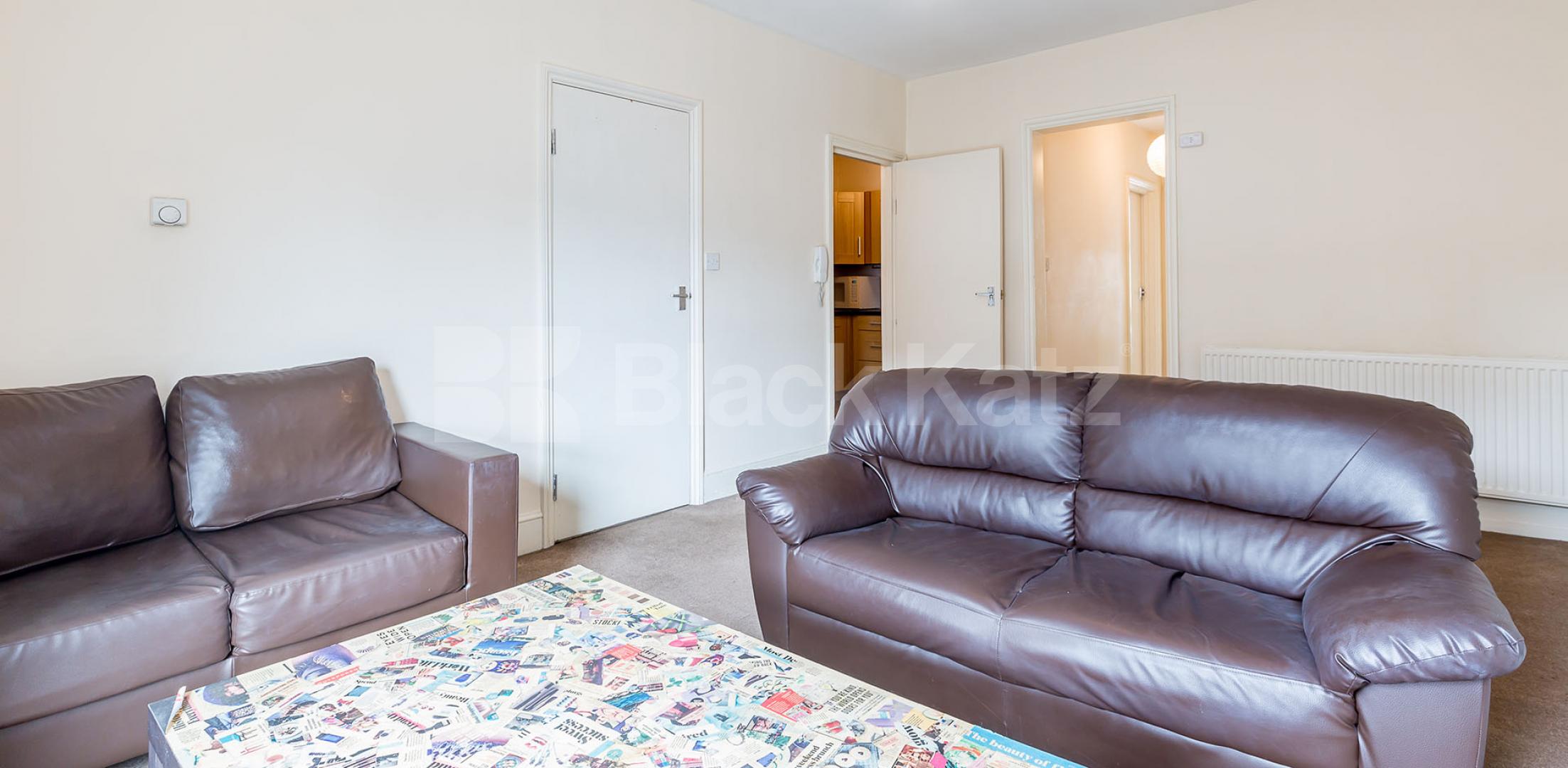 			NEW INSTRUCTION!, 2 Bedroom, 1 bath, 1 reception Flat			 Park Road , Crouch End 