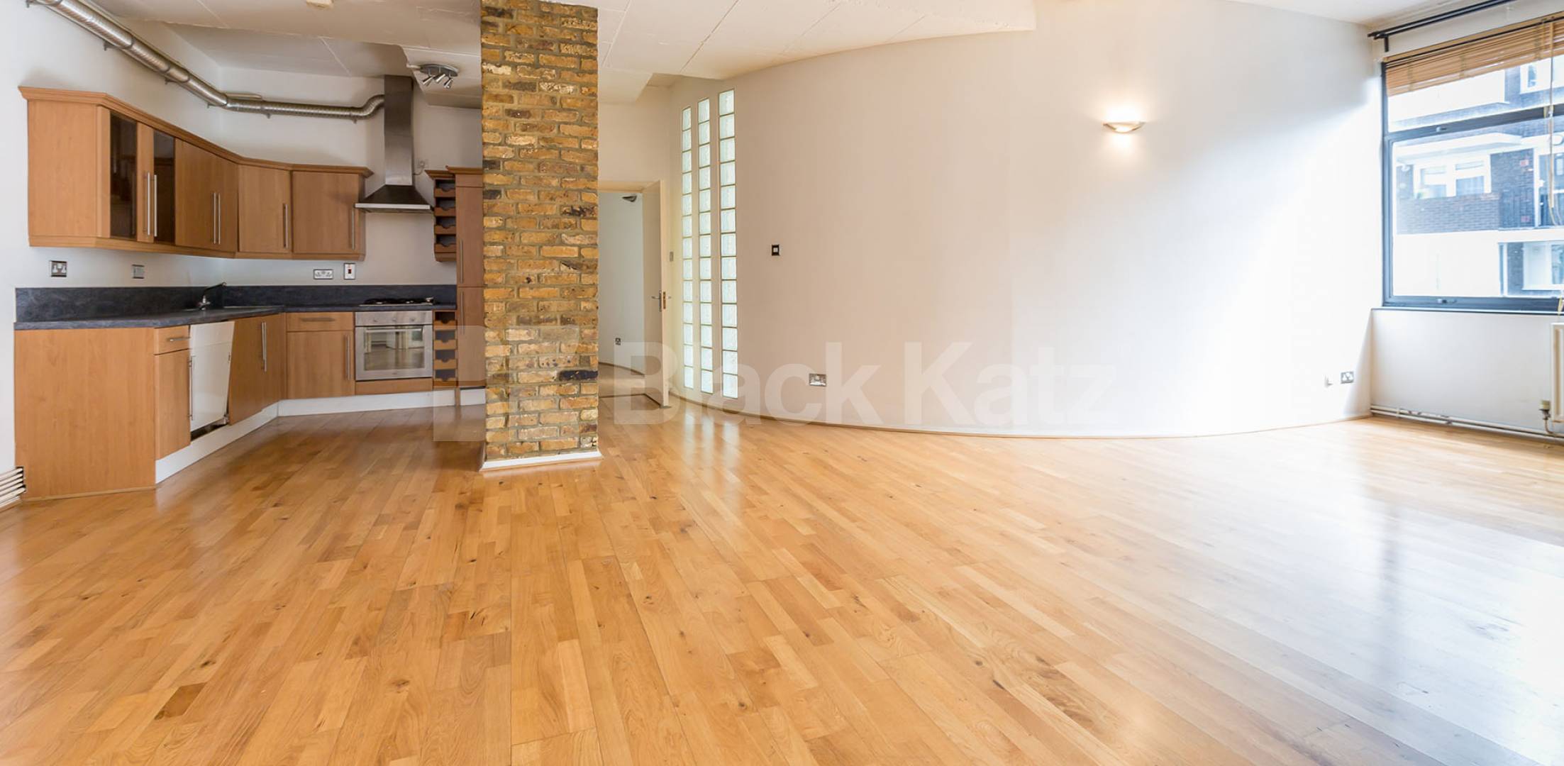 			NEW , 3 Bedroom, 1 bath, 1 reception Flat			 BRITANNIA LOFTS-BANNER STREET, CLERKENWELL-OLD STREET-SHOREDITCH