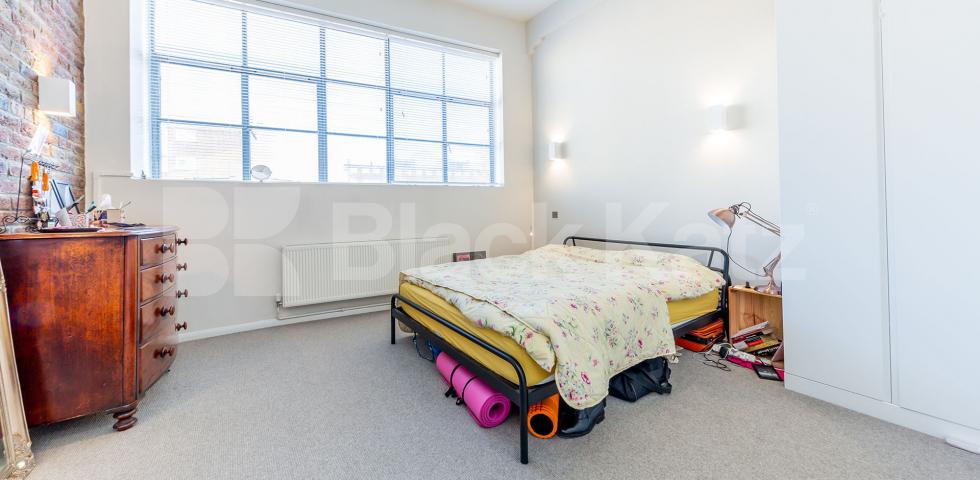 			LIVE WORK 1 BEDROOM WAREHOUSE CONVERSION, 1 Bedroom, 1 bath, 1 reception Apartment			 EAGLE HOUSE-EAGLE WHARF ROAD, OLD STREET-SHOREDITCH