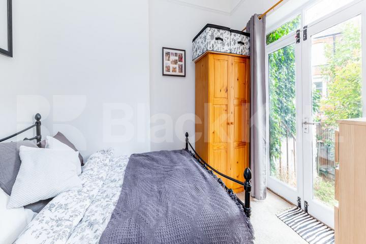 located on a sought after road in highbury is this beautiful 3 bedroom property Northolme Road, Highbury N5