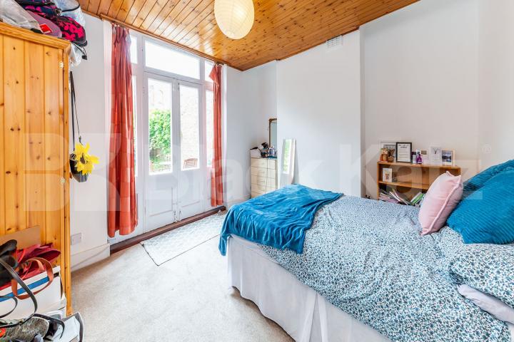 located on a sought after road in highbury is this beautiful 3 bedroom property Northolme Road, Highbury N5