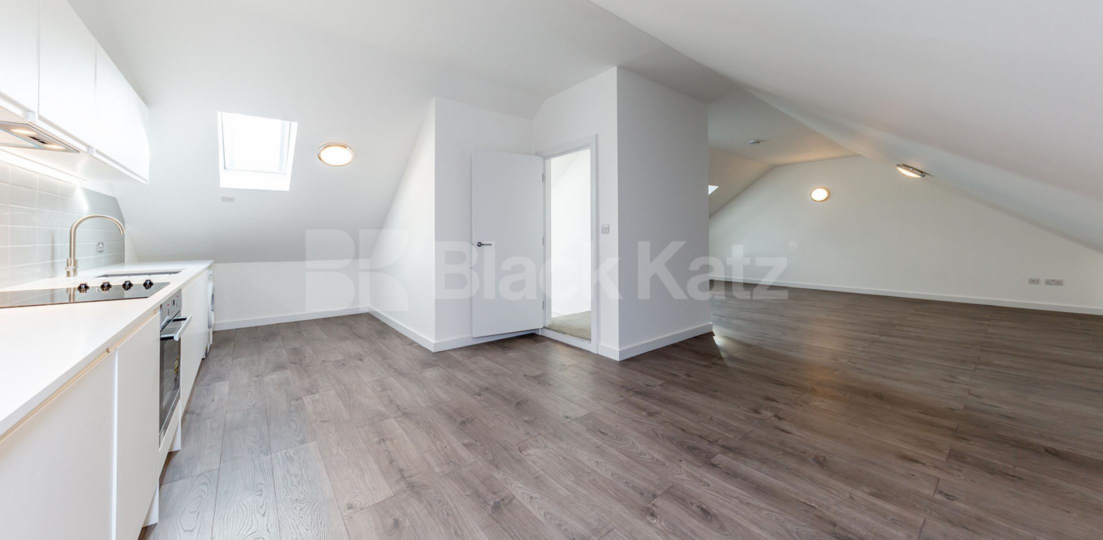 			3 BED WAREHOUSE CONVERSION LIVE/WORK, 3 Bedroom, 1 bath, 1 reception Apartment			 SPRINGFIELD HOUSE LOFTS-TYSSEN STREET , DALSTON/HAGGERSTON