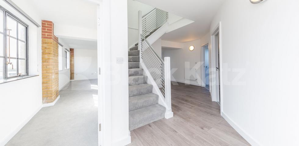 			3 BED WAREHOUSE CONVERSION , 3 Bedroom, 1 bath, 1 reception Apartment			 SPRINGFIELD HOUSE LOFTS-TYSSEN STREET , DALSTON/HAGGERSTON