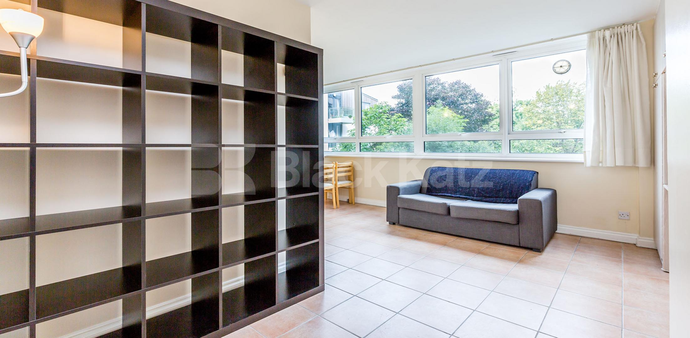 			New Instruction!, 1 Bedroom, 1 bath, 1 reception Flat			 Hornsey Lane, HIGHGATE