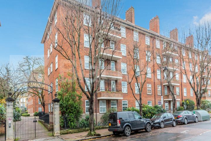 2 double bedroom property located close to Highbury & Islington station Halton Road, Angel/Cannonbury