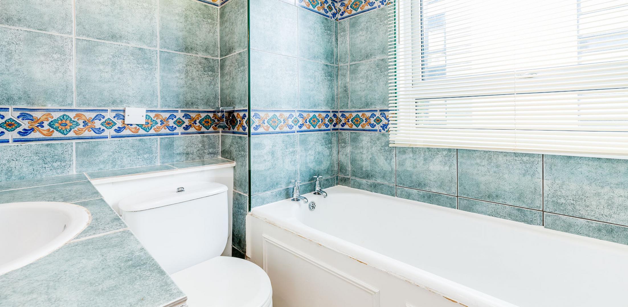 			New Instruction!, 1 Bedroom, 1 bath, 1 reception Flat			 Hornsey Lane, HIGHGATE