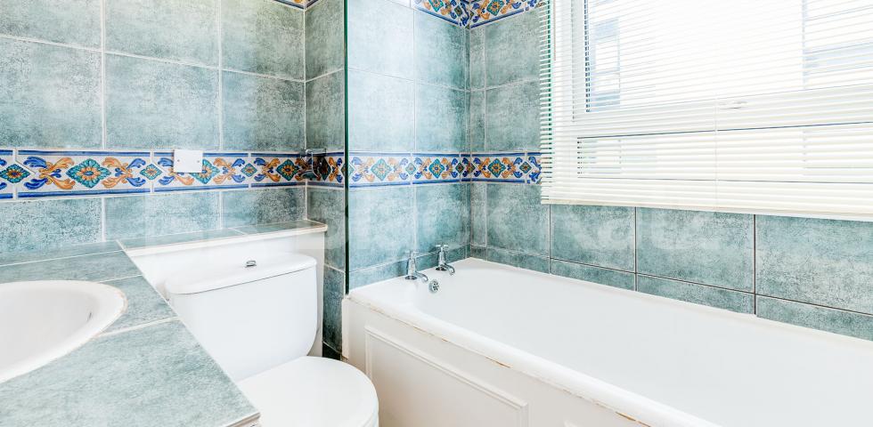 			New Instruction!, 1 Bedroom, 1 bath, 1 reception Flat			 Hornsey Lane, HIGHGATE