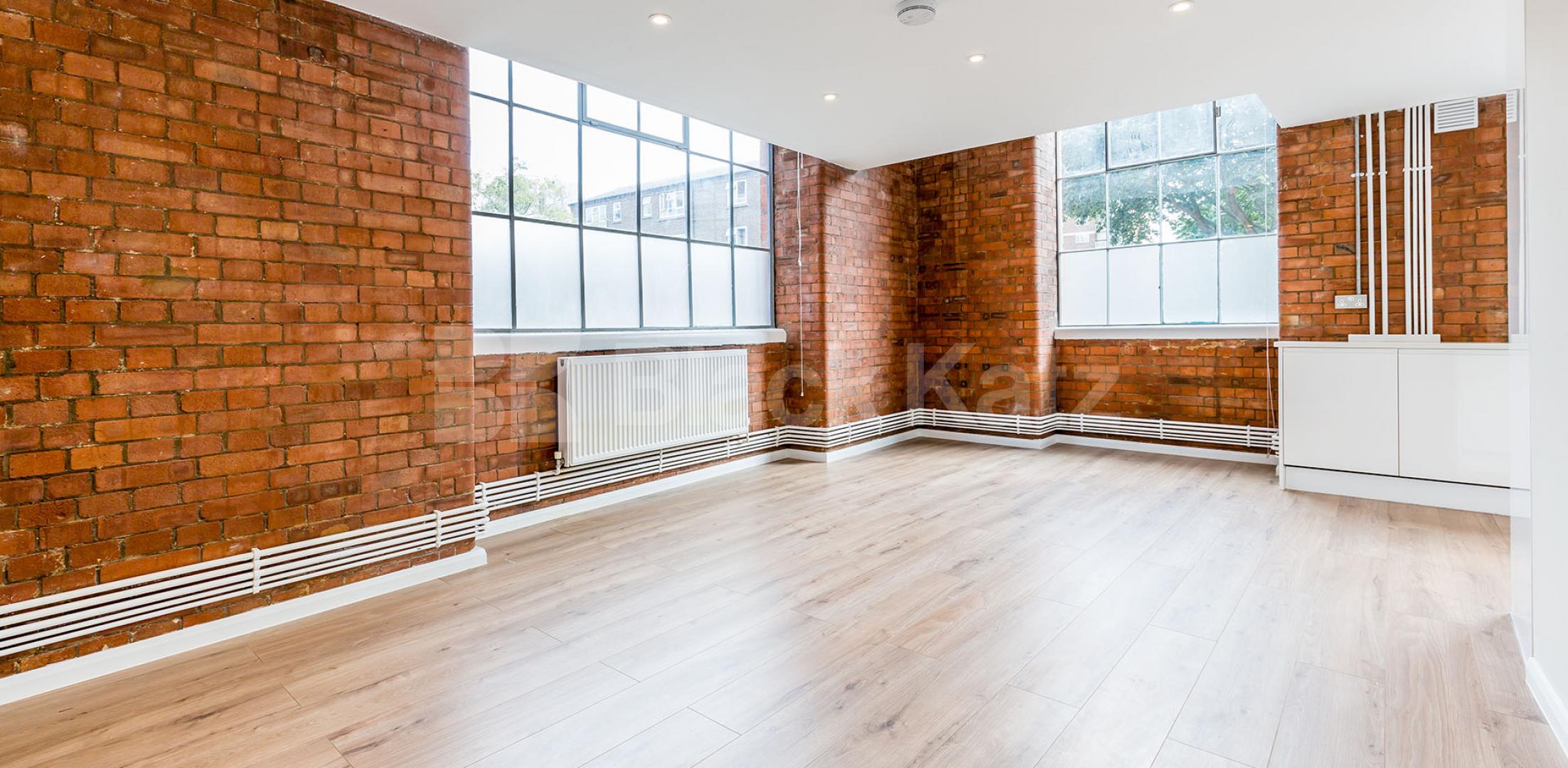 			NEWLY REFURBISHED WAREHOUSE CONVERSION, 1 Bedroom, 1 bath, 1 reception Flat			 Henshall Street, ISLINGTON-CANONBURY