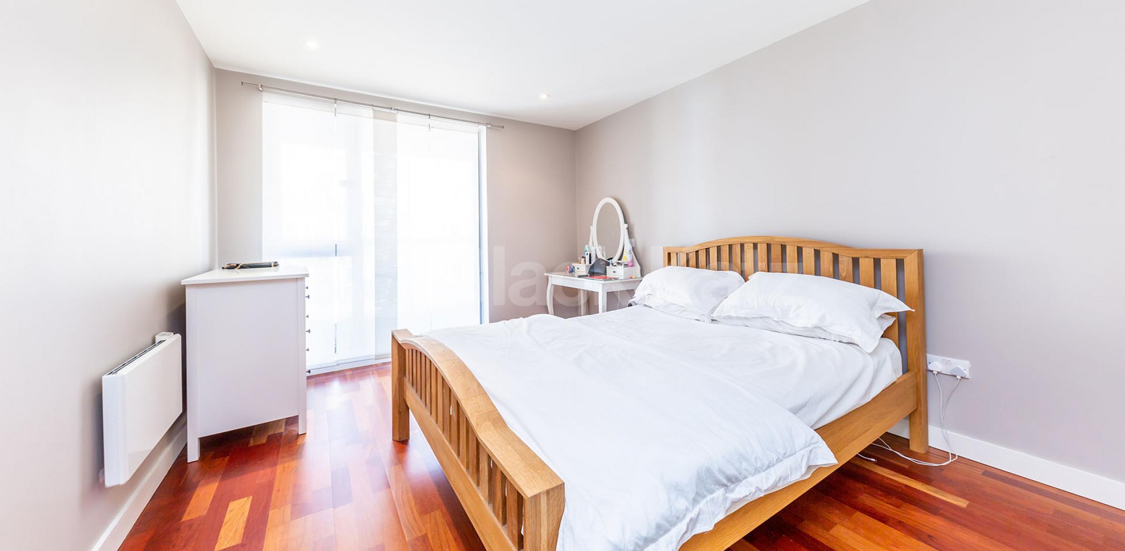 			1 Bedroom, 1 bath, 1 reception Apartment			 Northchurch Road N1, Essex road / Canonbury