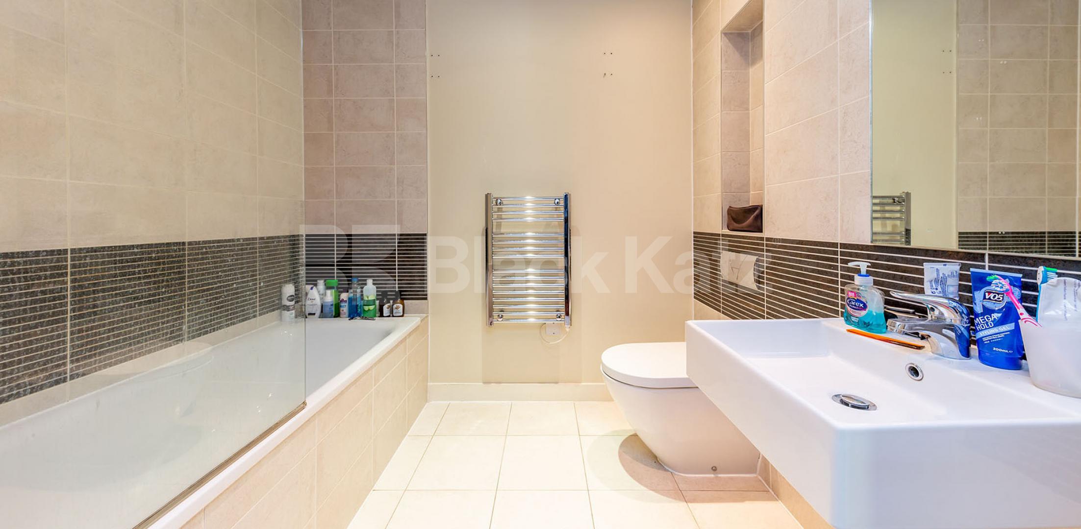 			1 Bedroom, 1 bath, 1 reception Apartment			 Northchurch Road N1, Essex road / Canonbury