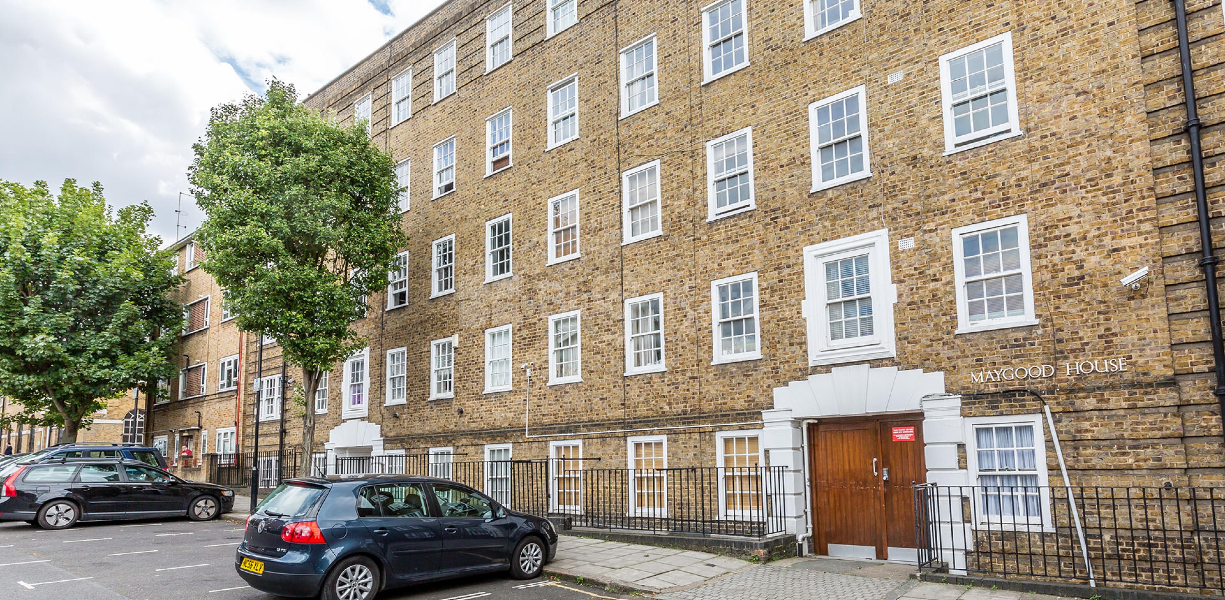 			3 Bedroom, 1 bath, 1 reception Apartment			 Maygood Street, ANGEL N1