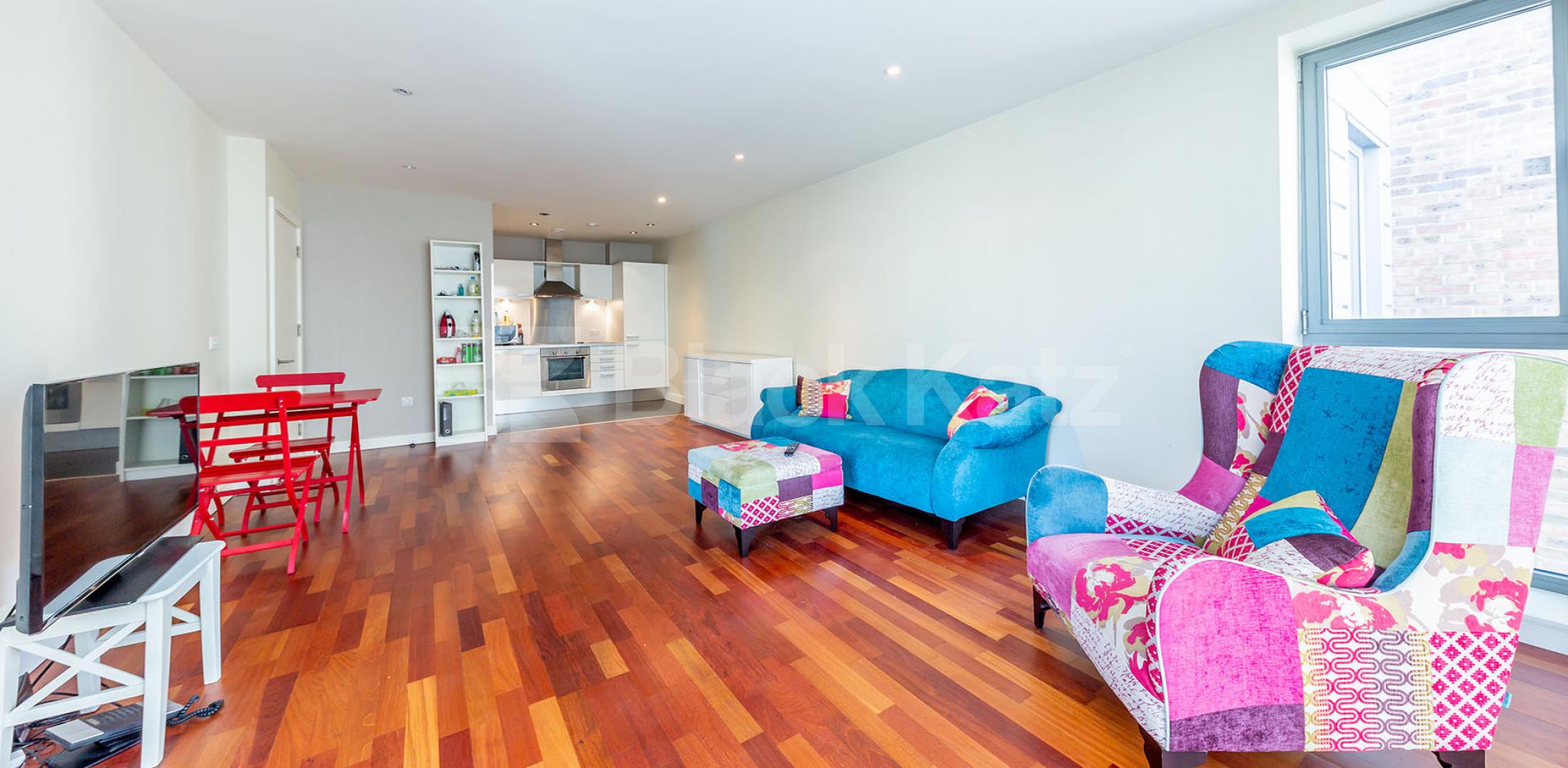 			1 Bedroom, 1 bath, 1 reception Apartment			 Northchurch Road N1, Essex road / Canonbury