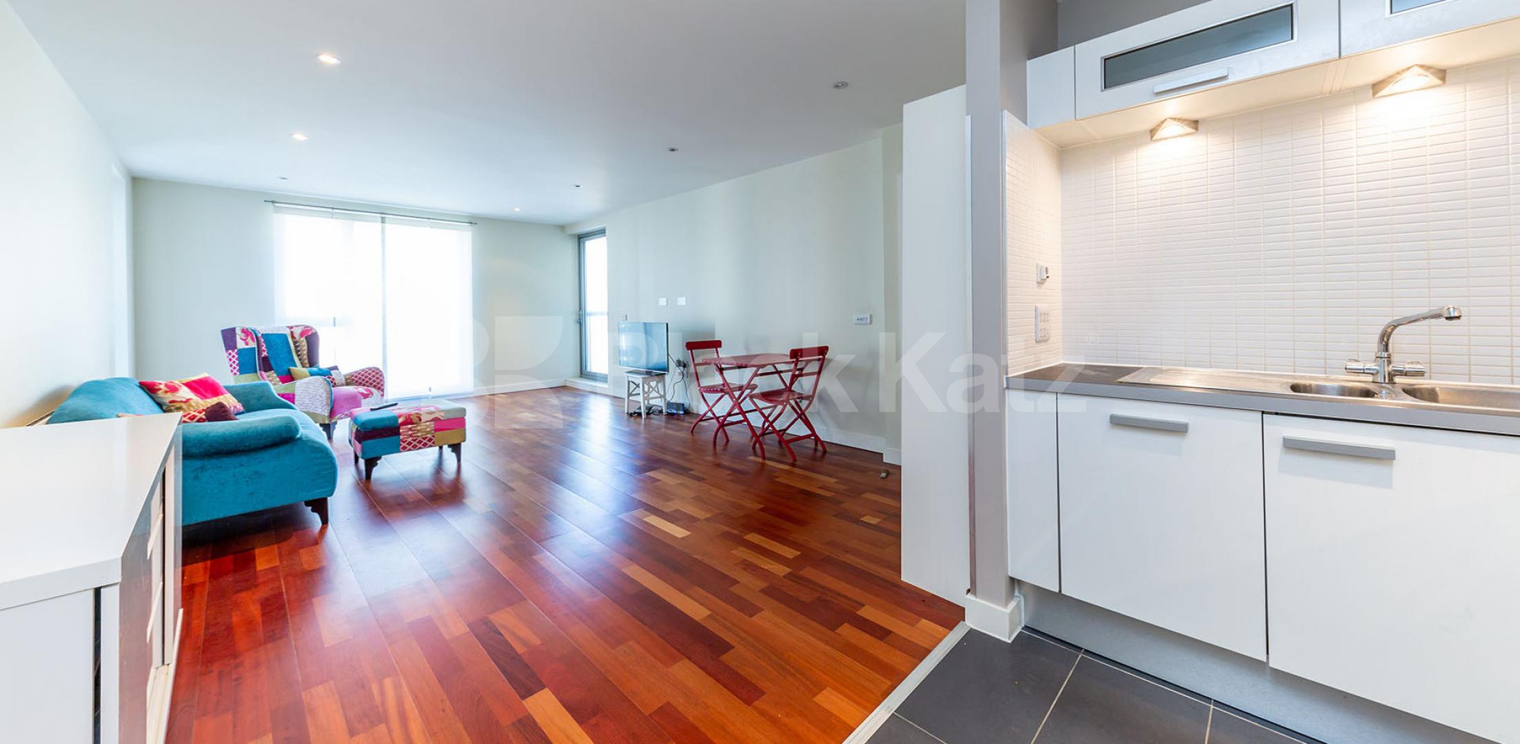 			1 Bedroom, 1 bath, 1 reception Apartment			 Northchurch Road N1, Essex road / Canonbury