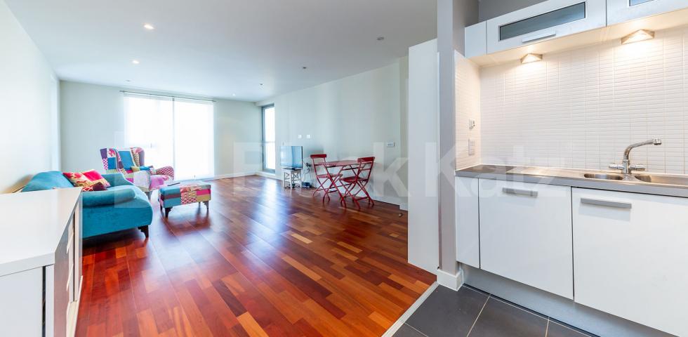 			1 Bedroom, 1 bath, 1 reception Apartment			 Northchurch Road N1, Essex road / Canonbury