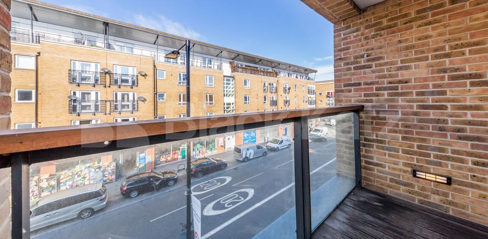 			1 Bedroom, 1 bath, 1 reception Apartment			 Northchurch Road N1, Essex road / Canonbury