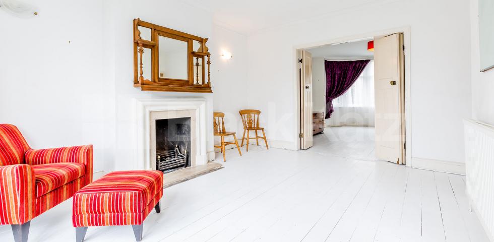 			1 Bedroom, 1 bath, 1 reception Ground Floor Flat			 Rokesly Avenue, Crouch End , Crouch End