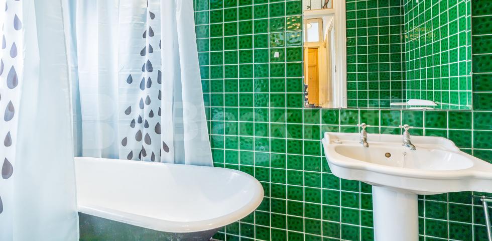 			1 Bedroom, 1 bath, 1 reception Ground Floor Flat			 Rokesly Avenue, Crouch End , Crouch End