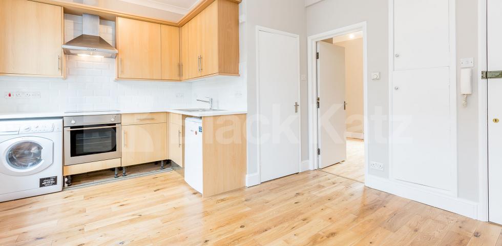 			NEW INSTRUCTION!, 1 Bedroom, 1 bath, 1 reception Apartment			 Shepperton Road, DE BEAUVOIR TOWN N1