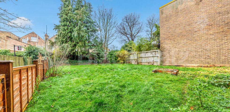 			1 Bedroom, 1 bath, 1 reception Ground Floor Flat			 Inderwick Road, Crouch End