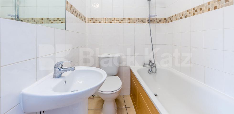 			NEW INSTRUCTION!, 1 Bedroom, 1 bath, 1 reception Apartment			 Shepperton Road, DE BEAUVOIR TOWN N1