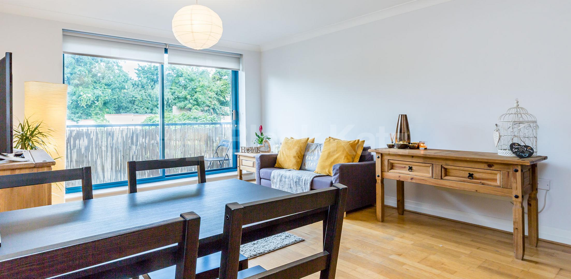 			Fantastic Modern One Bedroom Aprtment !, 1 Bedroom, 1 bath, 1 reception Apartment			 Northpoint, Tottenham Lane, Crouch End