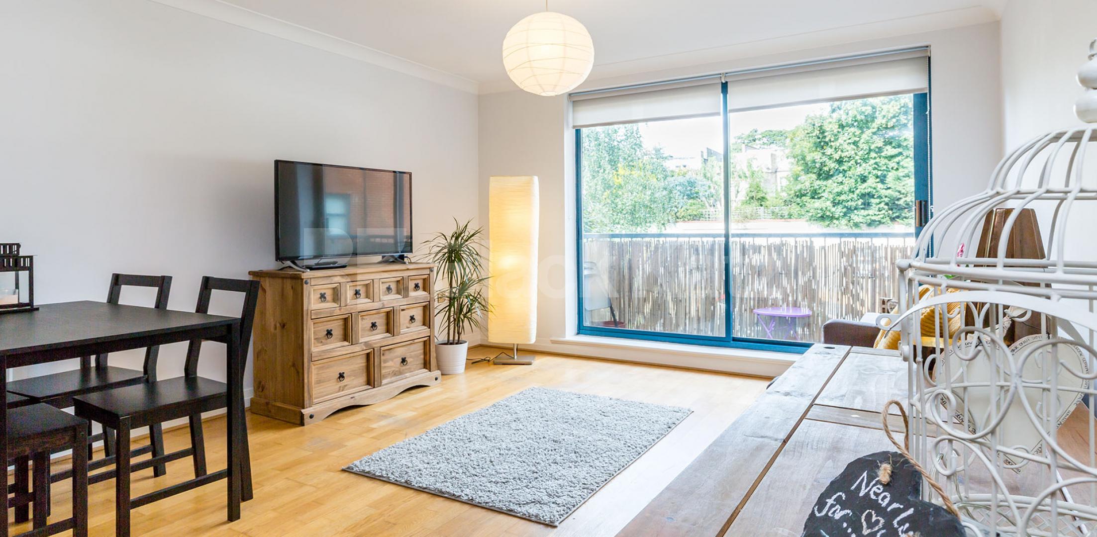 			Fantastic Modern One Bedroom Aprtment !, 1 Bedroom, 1 bath, 1 reception Apartment			 Northpoint, Tottenham Lane, Crouch End