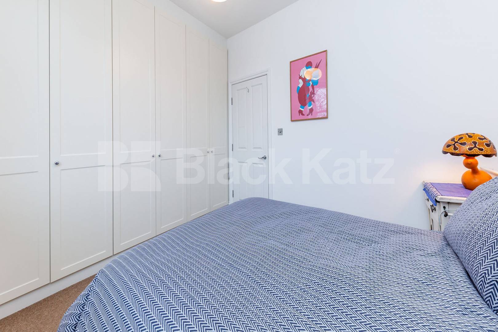 Beautifully 2 bedroom property location a minute walk to Piccadilly line Station Hillmarton Road , Hillmarton Conservation Area 