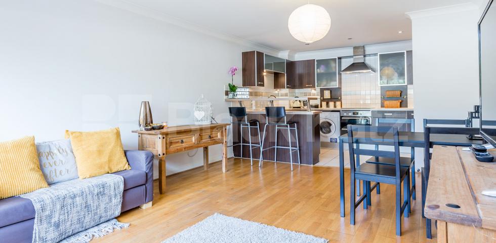 			Fantastic Modern One Bedroom Aprtment !, 1 Bedroom, 1 bath, 1 reception Apartment			 Northpoint, Tottenham Lane, Crouch End