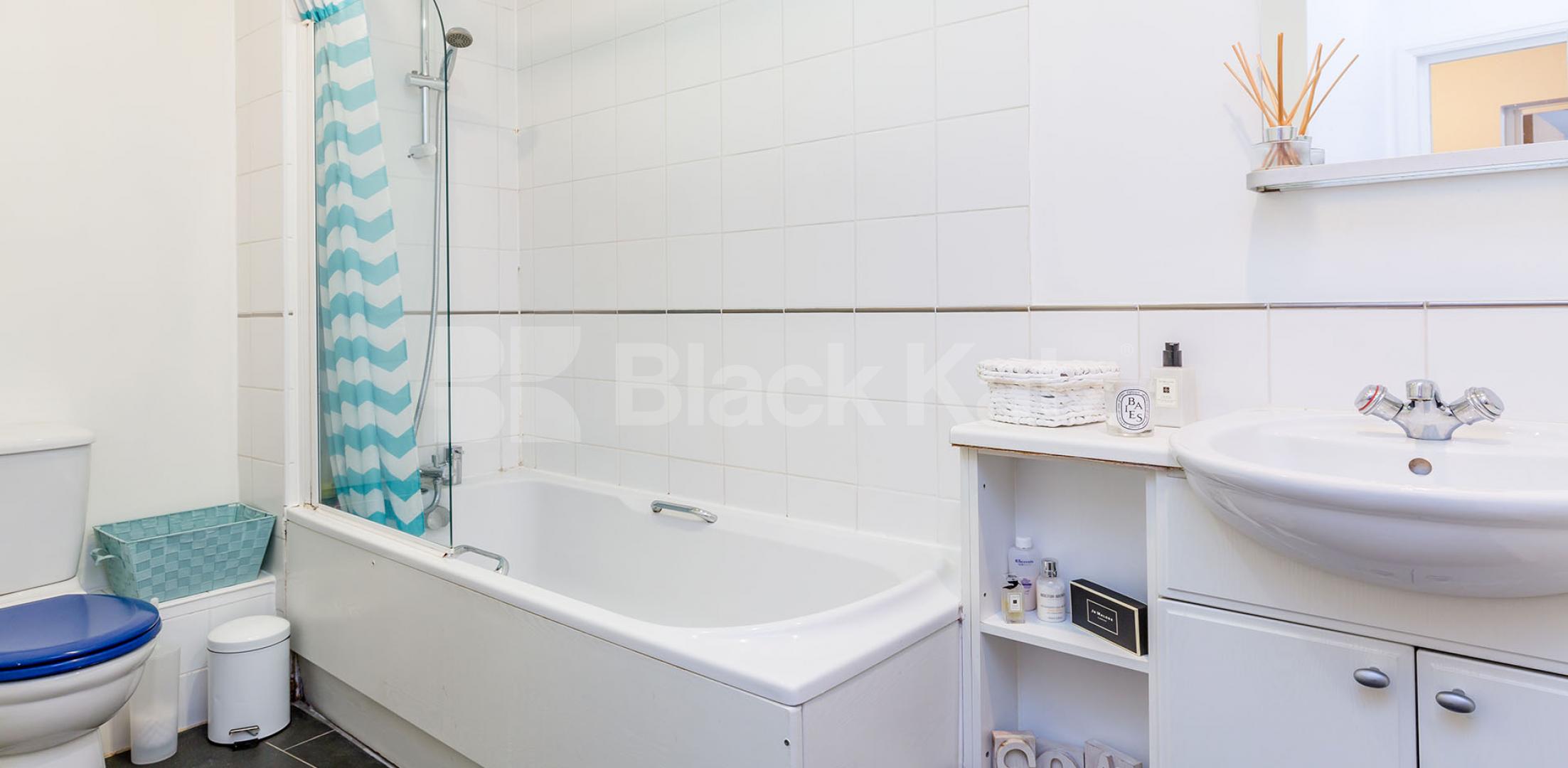 			Fantastic Modern One Bedroom Aprtment !, 1 Bedroom, 1 bath, 1 reception Apartment			 Northpoint, Tottenham Lane, Crouch End