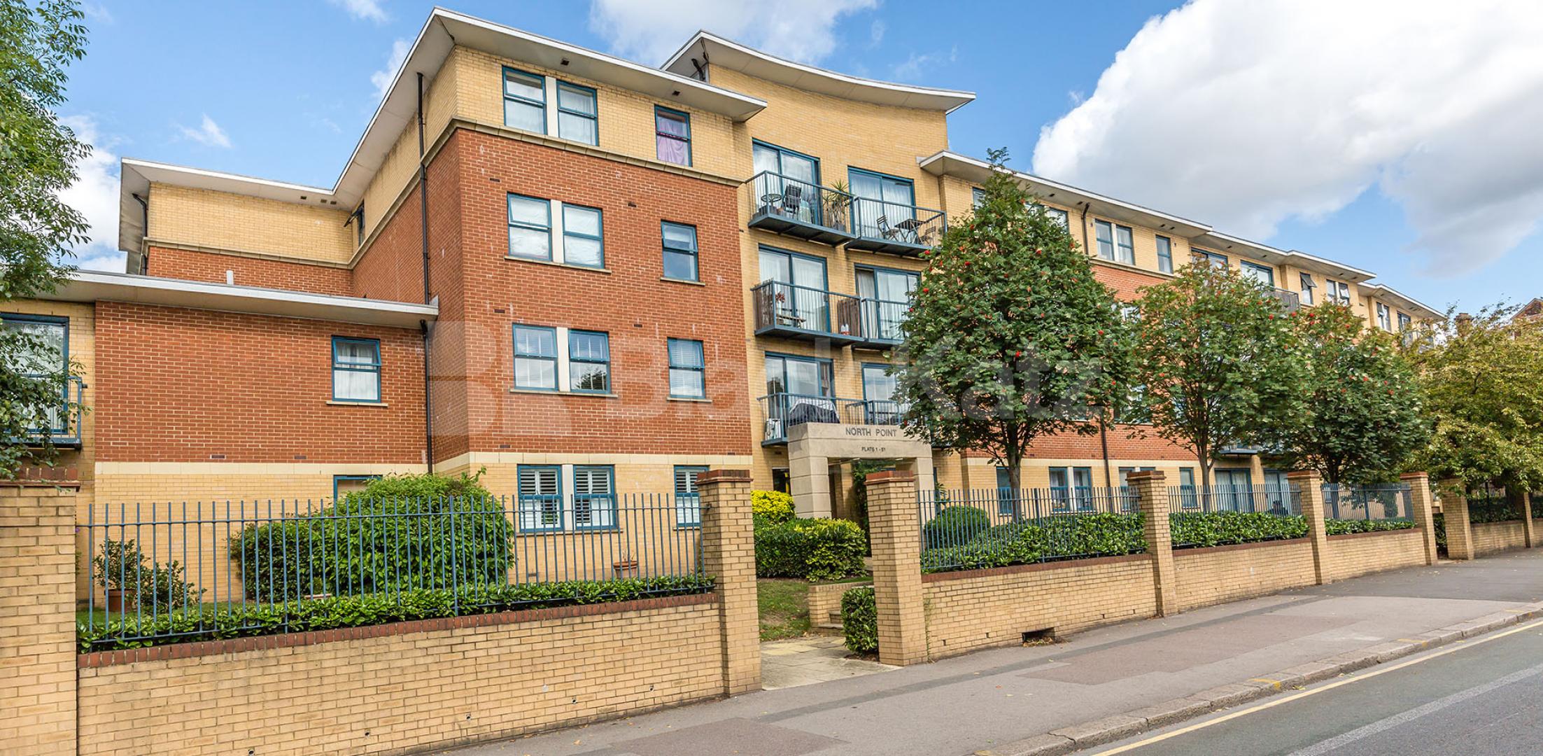 			Fantastic Modern One Bedroom Aprtment !, 1 Bedroom, 1 bath, 1 reception Apartment			 Northpoint, Tottenham Lane, Crouch End