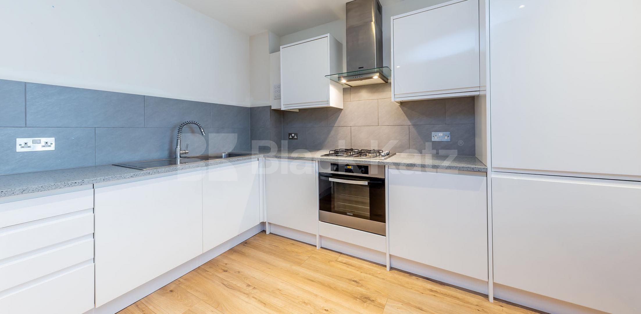 			LIVE WORK 3 BEDROOM WAREHOUSE CONVERSION, 3 Bedroom, 1 bath, 1 reception Apartment			 SPRINGFIELD HOUSE LOFTS-TYSSEN STREET, DALSTON/HAGGERSTON