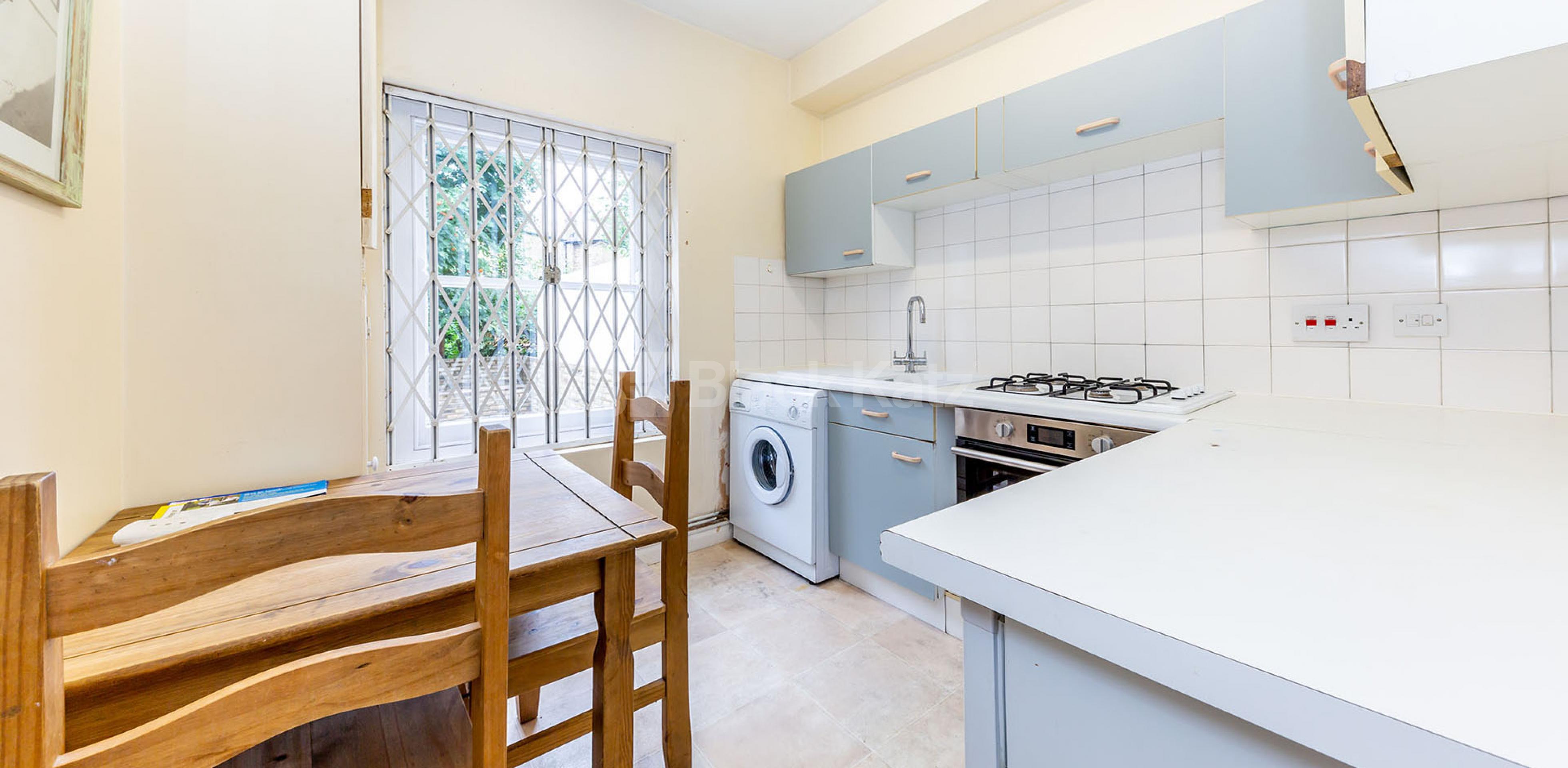 			GARDEN FLAT!, 1 Bedroom, 1 bath, 1 reception Flat			 New North Road, ISLINGTON N1