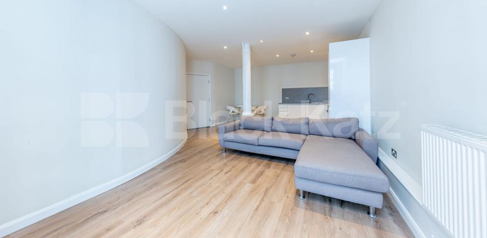 			LIVE WORK 3 BEDROOM WAREHOUSE CONVERSION, 3 Bedroom, 1 bath, 1 reception Apartment			 SPRINGFIELD HOUSE LOFTS-TYSSEN STREET, DALSTON/HAGGERSTON