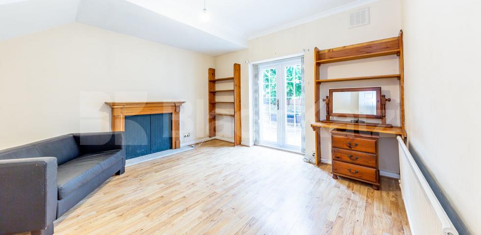 			GARDEN FLAT!, 1 Bedroom, 1 bath, 1 reception Flat			 New North Road, ISLINGTON