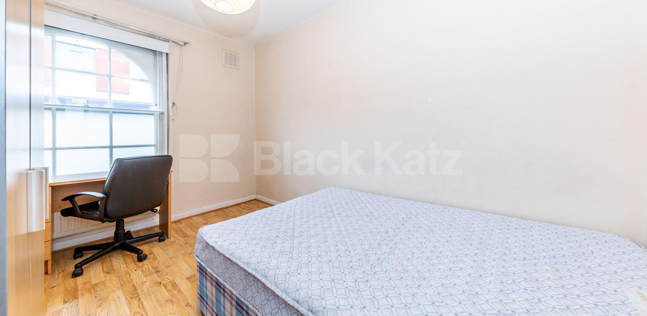 			GARDEN FLAT!, 1 Bedroom, 1 bath, 1 reception Flat			 New North Road, ISLINGTON