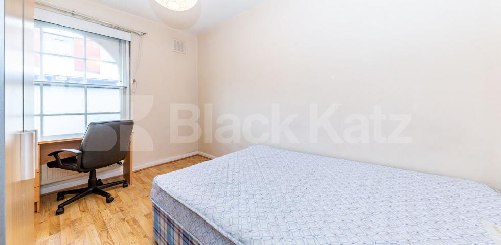 			GARDEN FLAT!, 1 Bedroom, 1 bath, 1 reception Flat			 New North Road, ISLINGTON