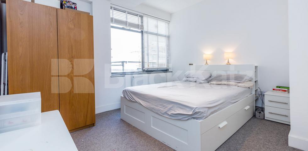 			2 BED 2 BATH WAREHOUSE APARTMENT, 2 Bedroom, 1 bath, 1 reception Flat			 BRITANNIA LOFTS-BANNER STREET, CLERKENWELL-OLD STREET-SHOREDITCH
