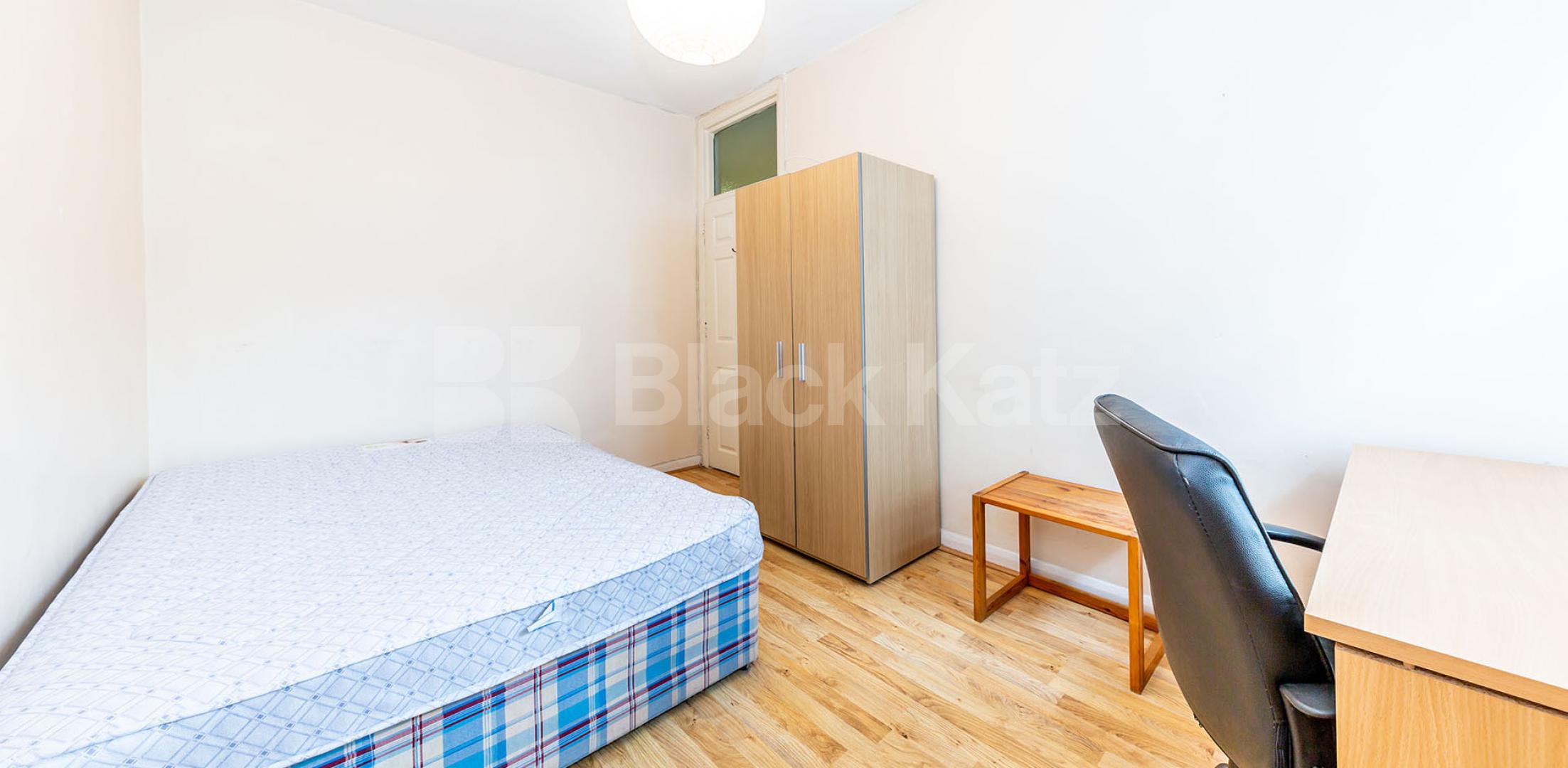 			GARDEN FLAT!, 1 Bedroom, 1 bath, 1 reception Flat			 New North Road, ISLINGTON