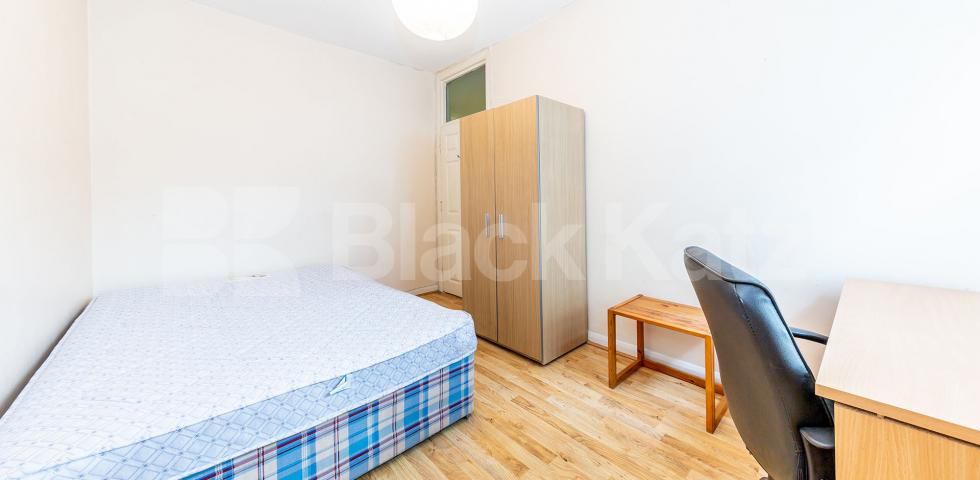 			GARDEN FLAT!, 1 Bedroom, 1 bath, 1 reception Flat			 New North Road, ISLINGTON