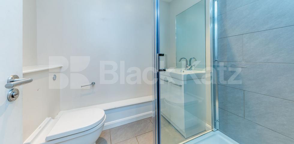 			LIVE WORK 3 BEDROOM WAREHOUSE CONVERSION, 3 Bedroom, 1 bath, 1 reception Apartment			 SPRINGFIELD HOUSE LOFTS-TYSSEN STREET, DALSTON/HAGGERSTON