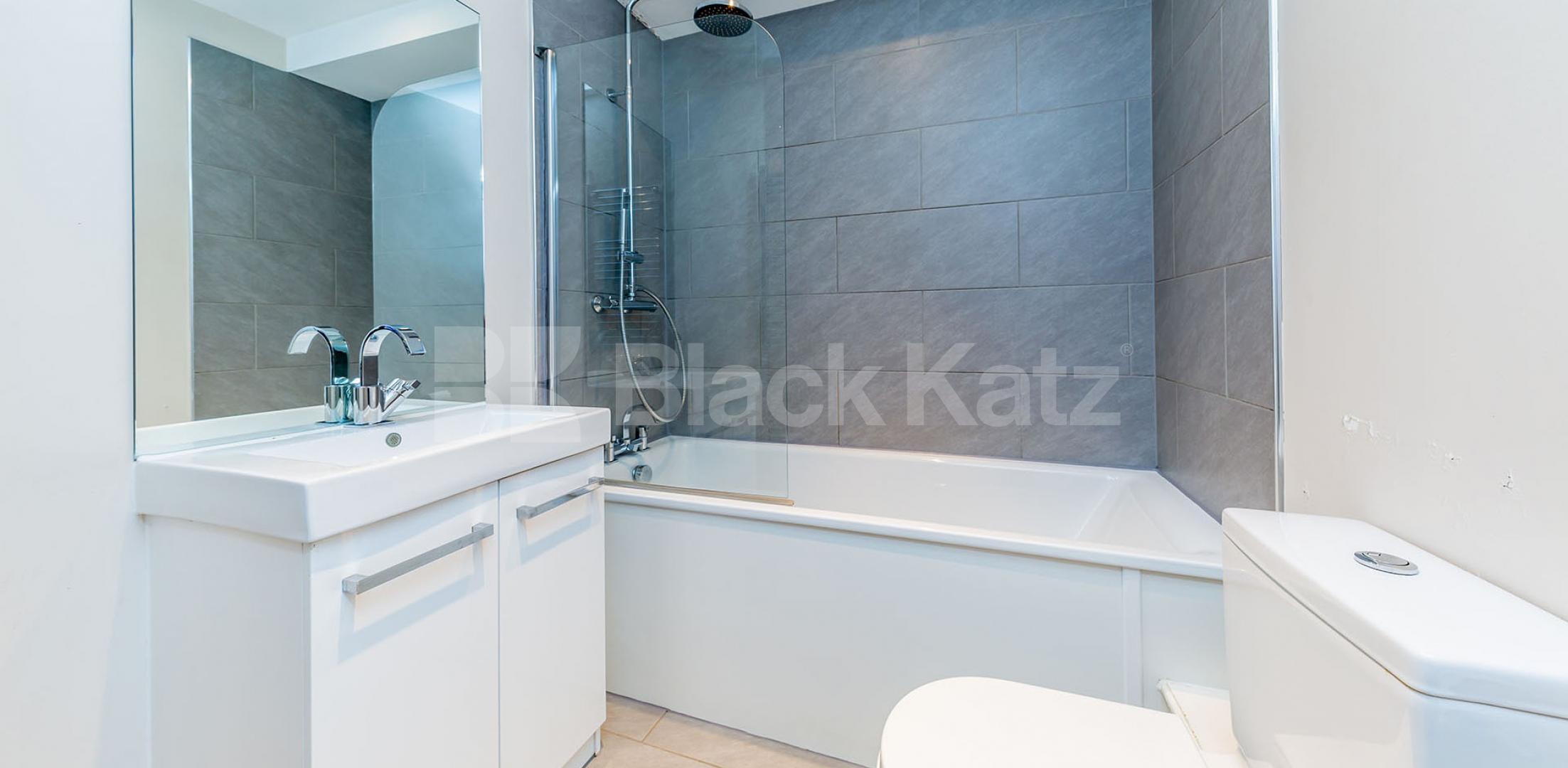 			LIVE WORK 3 BEDROOM WAREHOUSE CONVERSION, 3 Bedroom, 1 bath, 1 reception Apartment			 SPRINGFIELD HOUSE LOFTS-TYSSEN STREET, DALSTON/HAGGERSTON