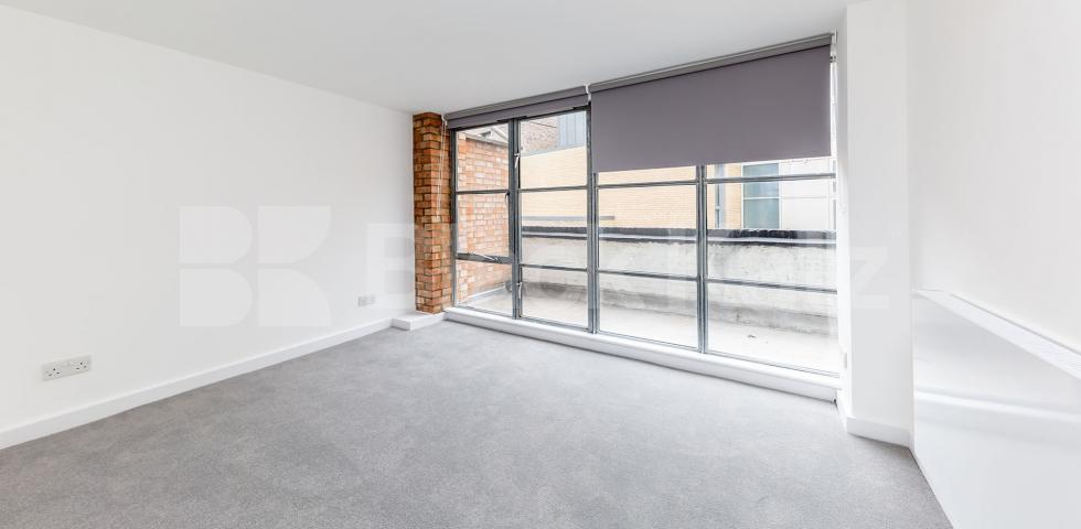 			4 BEDROOM WAREHOUSE CONVERSION , 4 Bedroom, 1 bath, 1 reception Apartment			 EAGLE HOUSE-EAGLE WHARF ROAD, HOXTON-OLD STREET-SHOREDITCH 