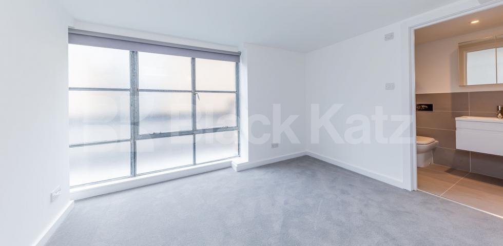 			4 BEDROOM WAREHOUSE CONVERSION , 4 Bedroom, 1 bath, 1 reception Apartment			 EAGLE HOUSE-EAGLE WHARF ROAD, HOXTON-OLD STREET-SHOREDITCH 