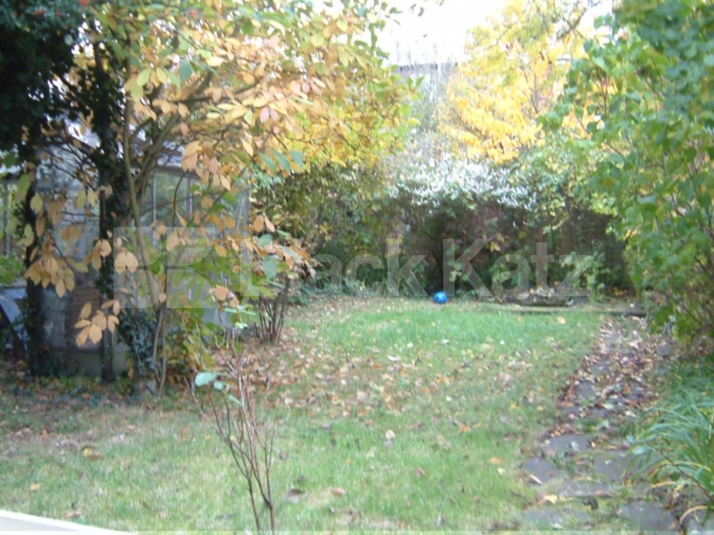 			4 Bedroom, 1 bath, 1 reception House			 Priory Road, Crouch End