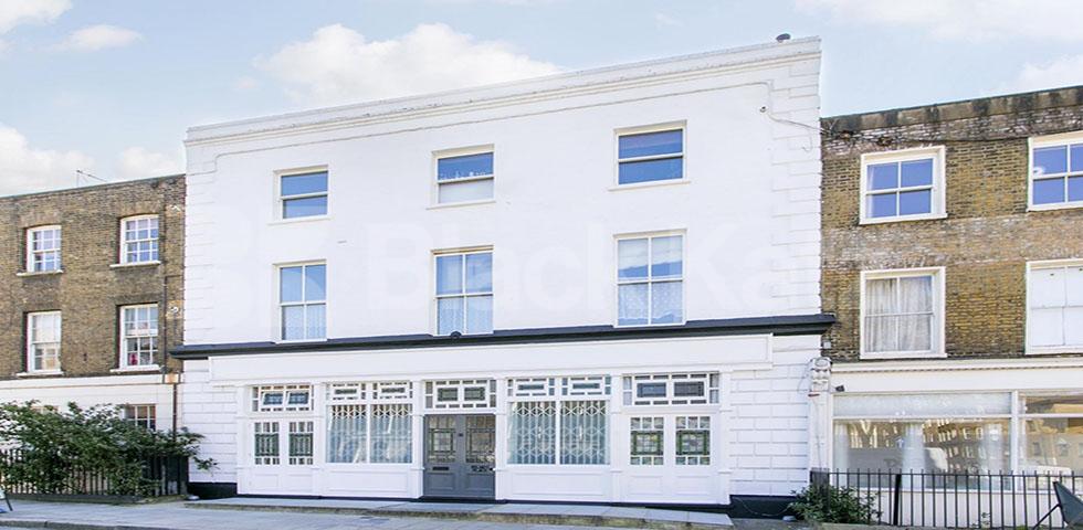 			STUNNING CONVERTED PUB - 3 BED - 2 BATH!, 3 Bedroom, 1 bath, 1 reception Flat			 Wilmot Place, CAMDEN