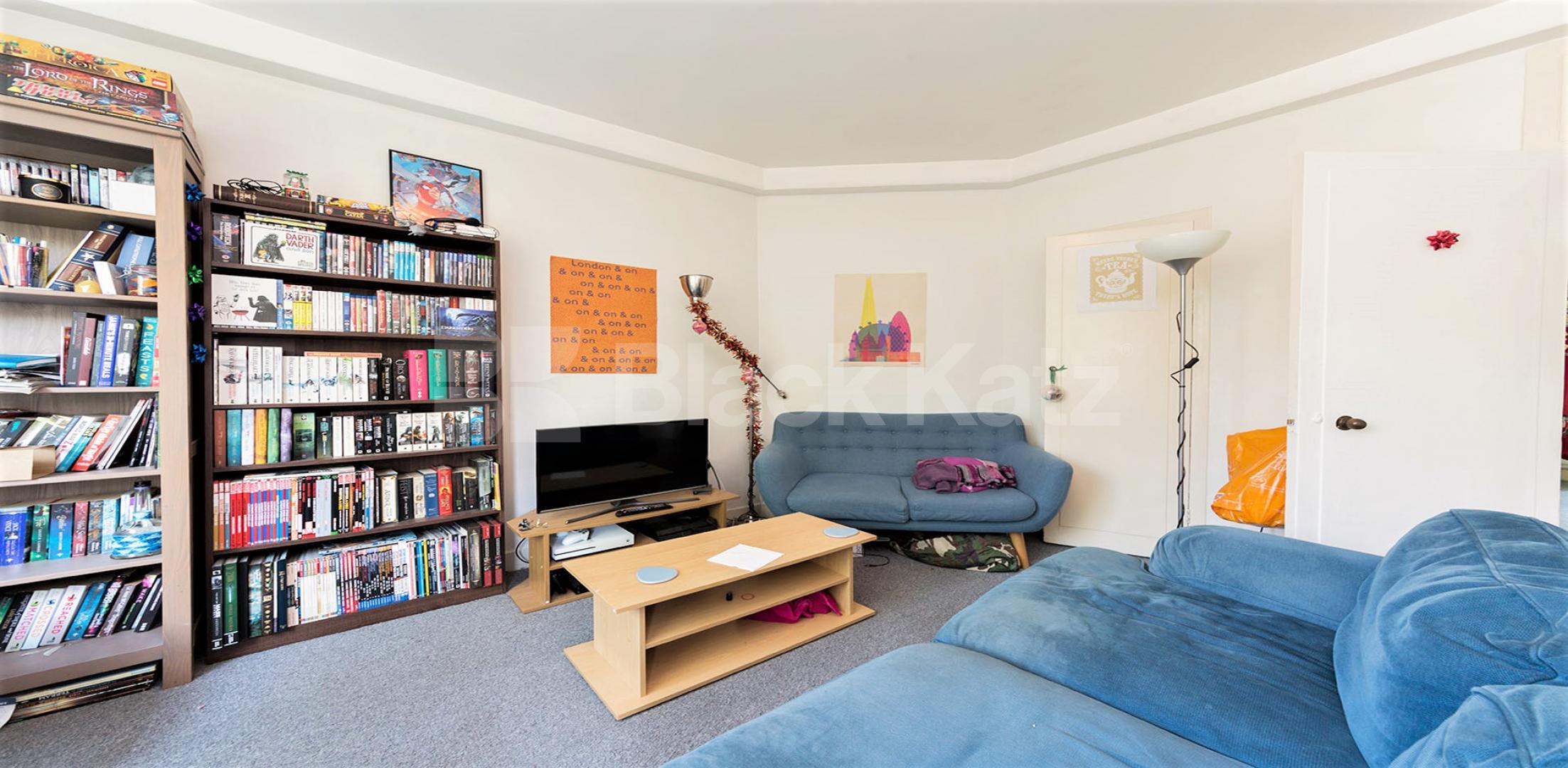 A spacious four bedroom flat to rent on Stanley Gardens, in the heart of Willesden Green.The property offers four good sized bedrooms, two bathrooms, a bright living area and a fully fitted kitchen, with access to a communal garden Stanley Gardens, London, NW2,  London